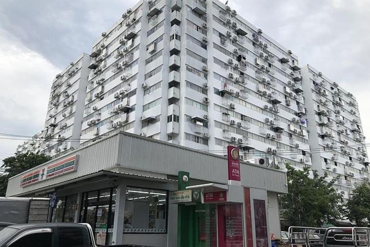 T11 Popula Condo By Prathomlerk Pakkret Kültér fotó