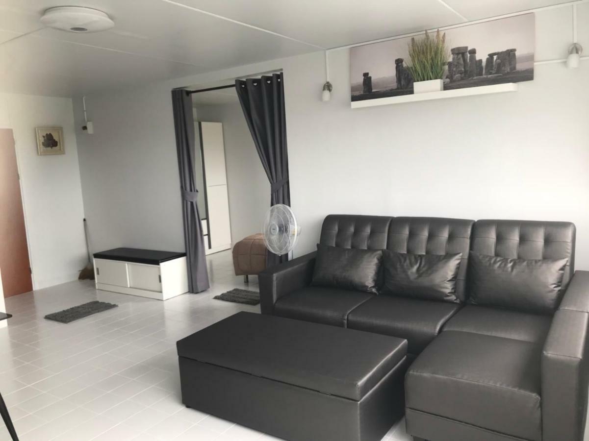 T11 Popula Condo By Prathomlerk Pakkret Kültér fotó