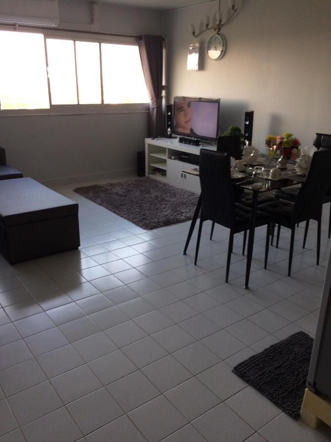 T11 Popula Condo By Prathomlerk Pakkret Kültér fotó