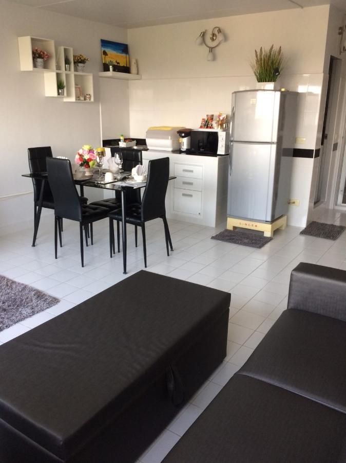 T11 Popula Condo By Prathomlerk Pakkret Kültér fotó